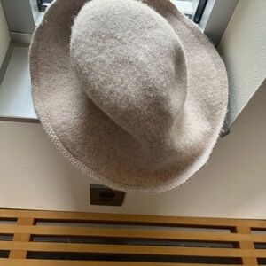 Universal Thread Soft Tan Women's Hat